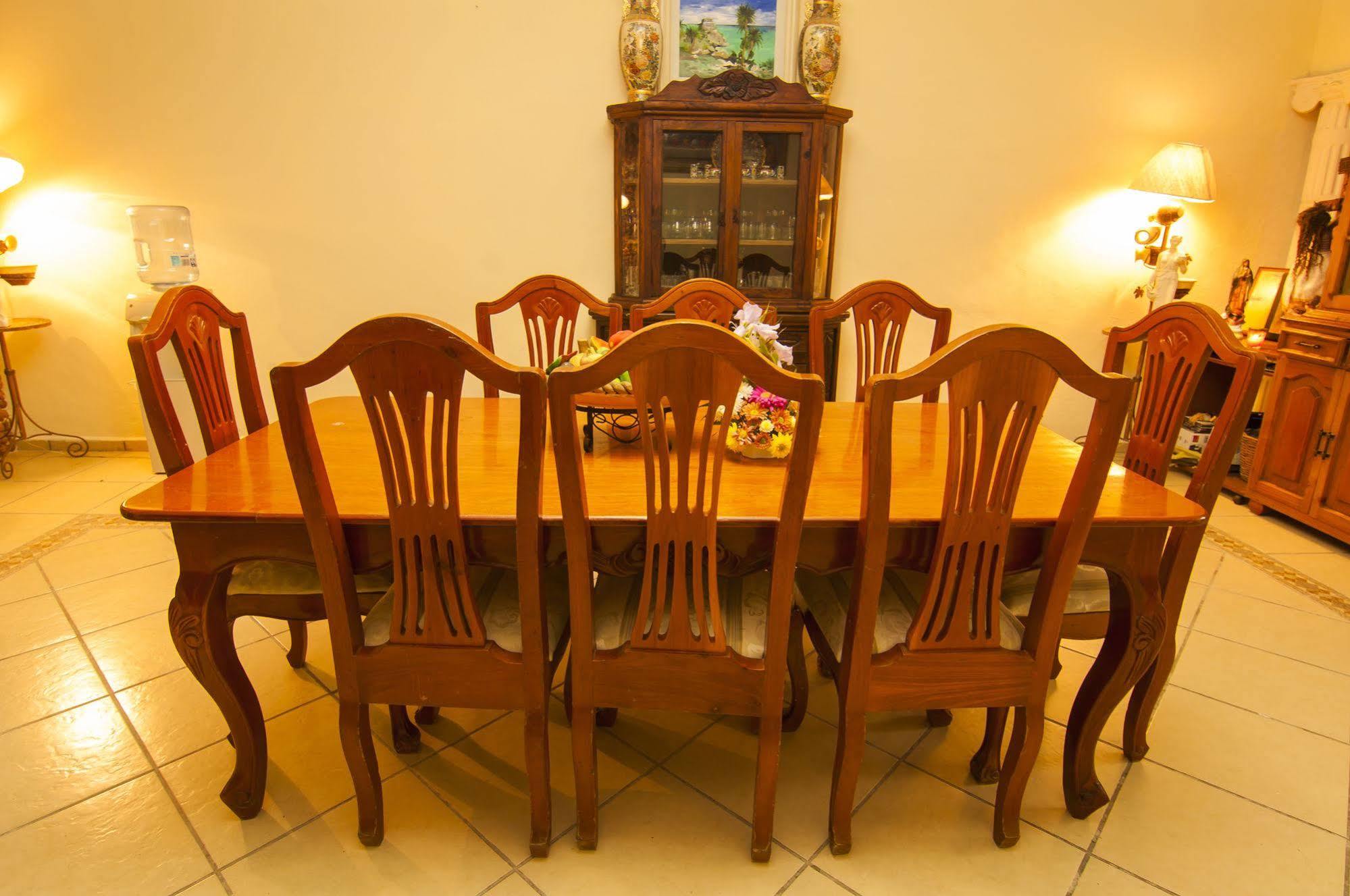 Hostal Charlys Tulum Pueblo Buitenkant foto